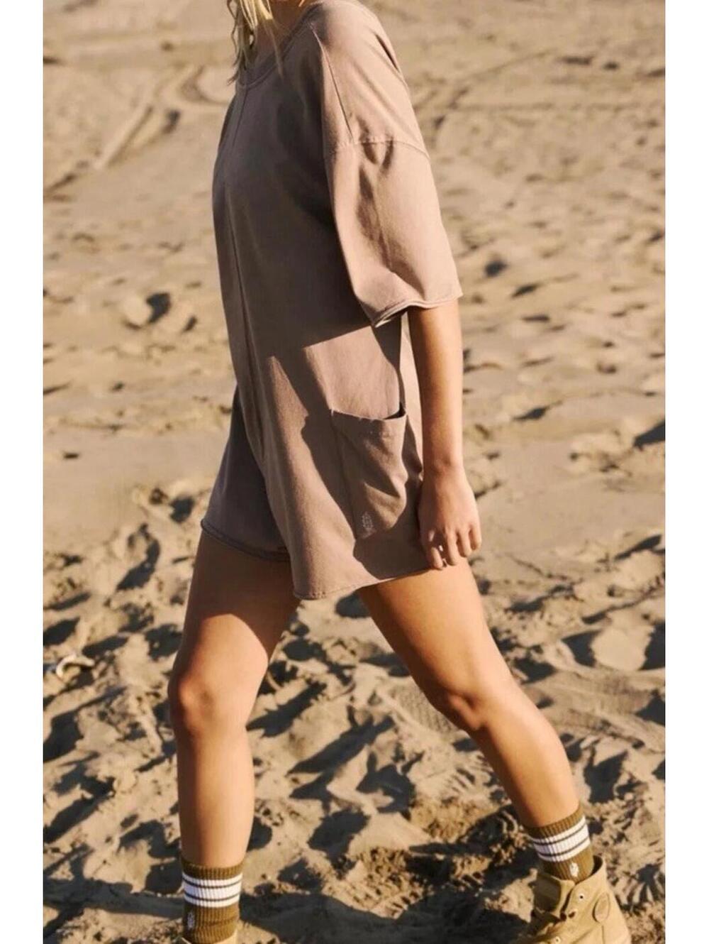 $60 FP Free People Movement Women's Hot Shot Tee Romper Mocha Latte Large NWT - Picture 3 of 6